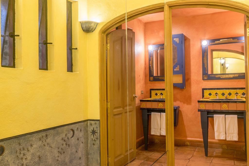 Готель Casa Puesta Del Sol Сан-Міґель-де-Альєнде Екстер'єр фото