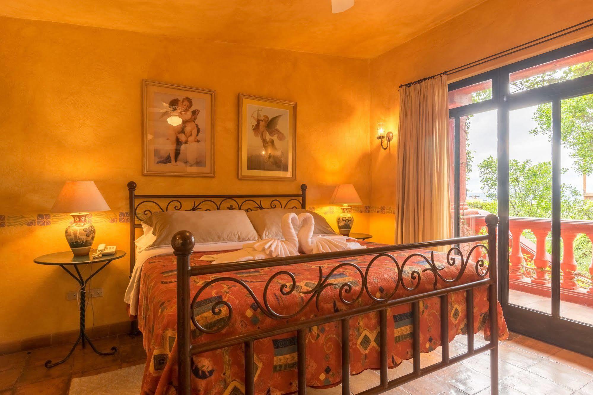 Готель Casa Puesta Del Sol Сан-Міґель-де-Альєнде Екстер'єр фото